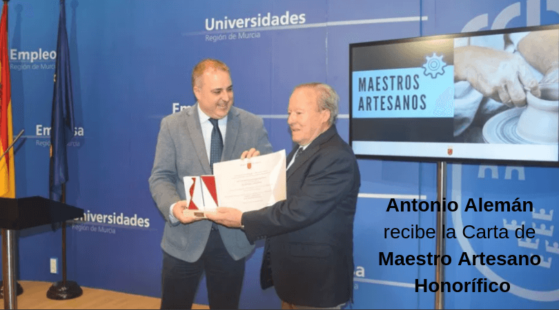 Antonio Alemán recibe la Carta de Maestro Artesano Honorífico